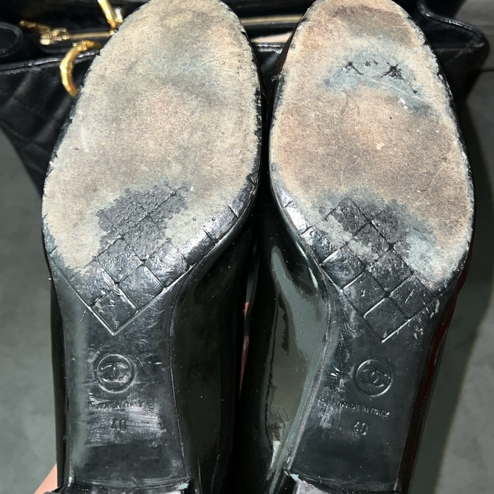 CHANEL Black Patent Leather Cap-Toe Ballet Flats - Picture 14 of 16